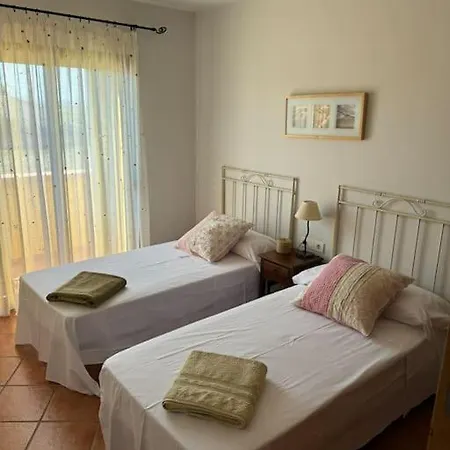 Holiday home Casa Unifamiliar Con Piscina. *