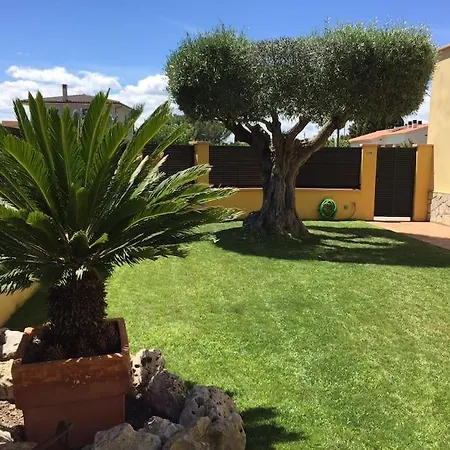 Casa Unifamiliar Con Piscina. Holiday home